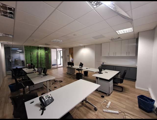3,649M² OFFICE TO LET IN ILLOVO